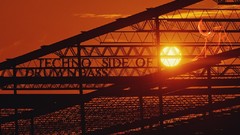 Sunset drum and bass