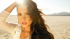 Sunset woman demi lovato brunettes