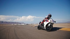 Superbike motorbikes race tracks Honda CBR1000