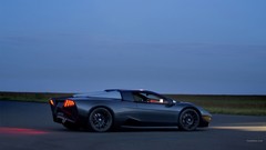 Supercar Arrinera