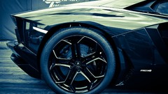 Supercars Lamborghini-Aventador