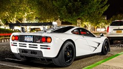 Supercars McLaren F1
