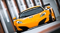 Supercars mclaren mp4-12c