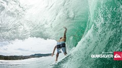 Surfing waves quiksilver