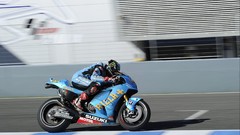 Suzuki race vehicles motorbikes