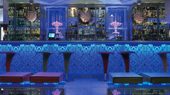 Table bar chairs architecture