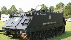 Tanks apc m113 military