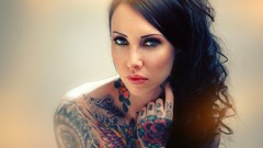 Tattoos brunettes