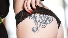 Tattoos brunettes Indigo Augustine