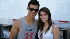 Taylor lautner emma roberts