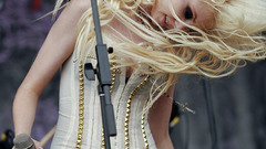 Taylor momsen