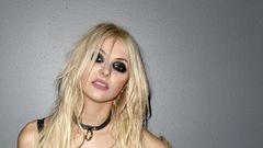 Taylor momsen the pretty