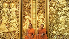 Temples doors laos