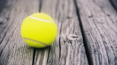 Tennis balls