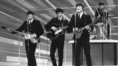 The Beatles live paul mccartney John Lennon George Harrison 