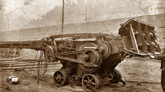 The com off shorpy pisses