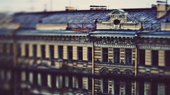 Tilt-shift