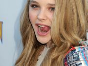 Tongue chloe moretz