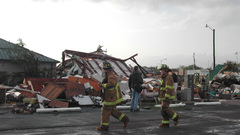 Tornado ftworth fire high