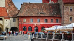 Towns restaurant buildings
