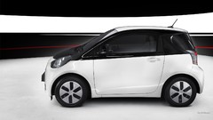 Toyota iQ