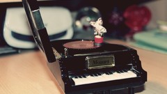 Toys piano