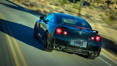 Track cars Nissan GT motion 2014