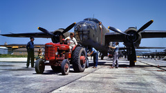 Tractor pull 1942 October