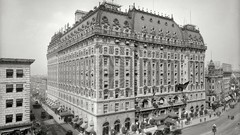 Traffic Manhattan USA buildings historic hotels new york city 