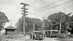 Tram bus vintage monochrome USA historic electricity pole