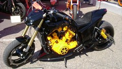 Tuning street fighter motorbikes Yamaha VMAX Hockenheimring 