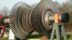 Turbine engine