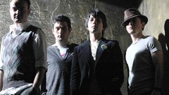 Turk grup seksendort tuna velibasoglu