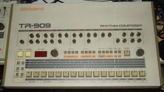 Turntables synthesizer