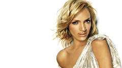 Uma Thurman Simple Background