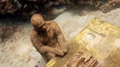 Underwater sculptures office chair