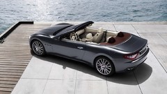 Vehicles Maserati GranCabrio