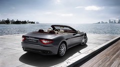Vehicles Maserati GranCabrio