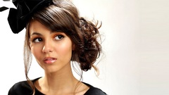 Victoria justice woman