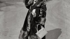 Vintage dwarfs Cigarettes fur