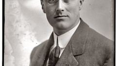 Vintage USA historic grayscale men with glasses Franklin D. 