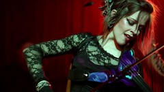 Violinist Lindsey Stirling LindseyStomp