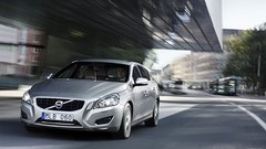 Volvo hybrid vehicles Supercars