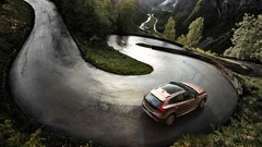 Volvo roads Volvo V40