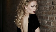Wall woman blondes anna paquin