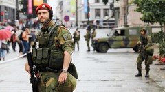 War Guns Army soldiers Norway military guard infantry NATO 