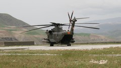 War Helicopters soldiers military landing German NATO Sikorsky 