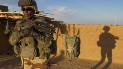 War weapons Guns Army fight soldiers French military Africa 