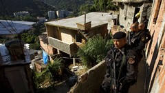 War weapons Guns police slum Rio de Janeiro Brazil raid special 