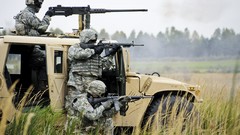 War weapons Guns soldiers HMMWV browning m2 M16A2